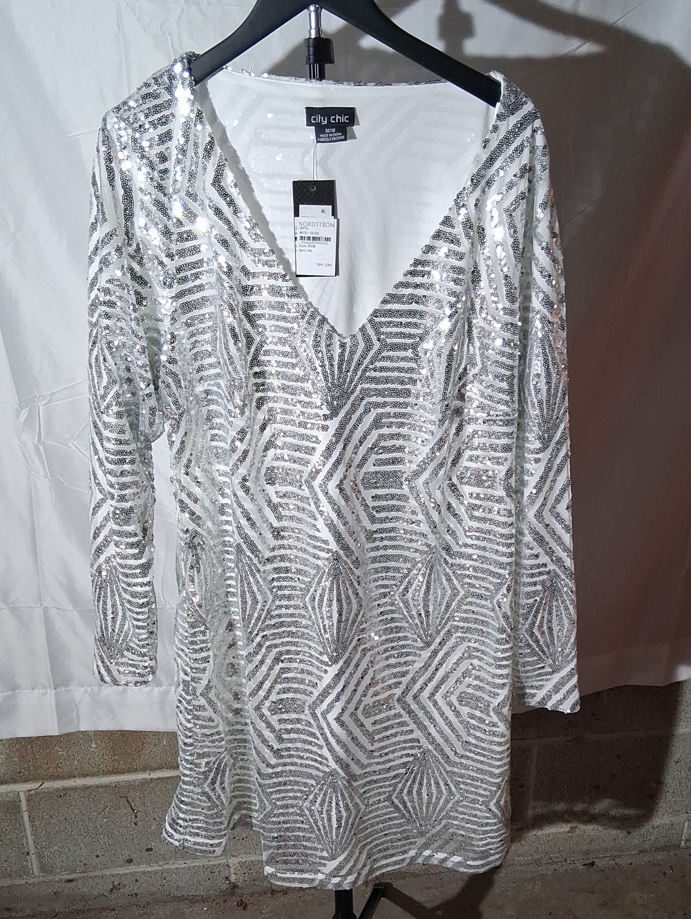 City Chic White and Silver Sequin V-Neck Tunic